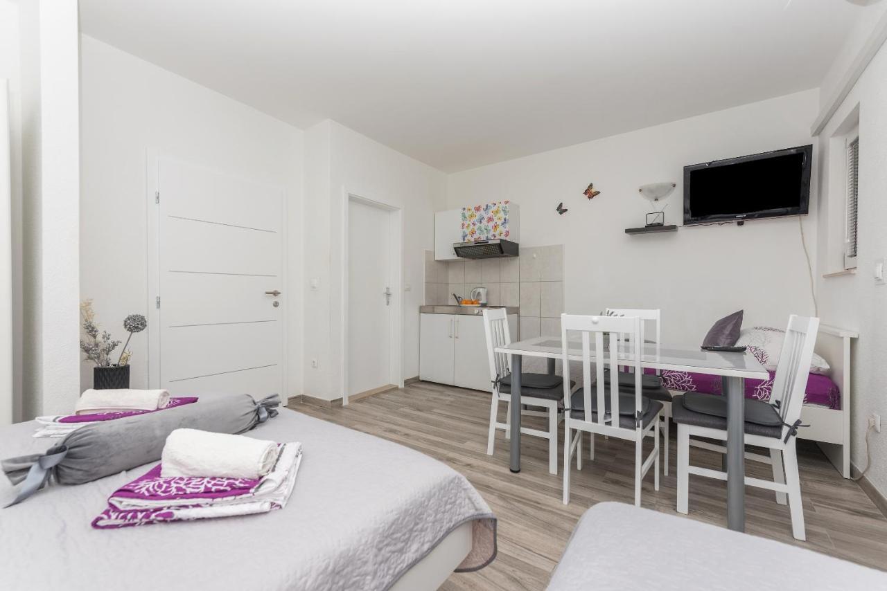 Apartmani Franko Baška Voda Kültér fotó