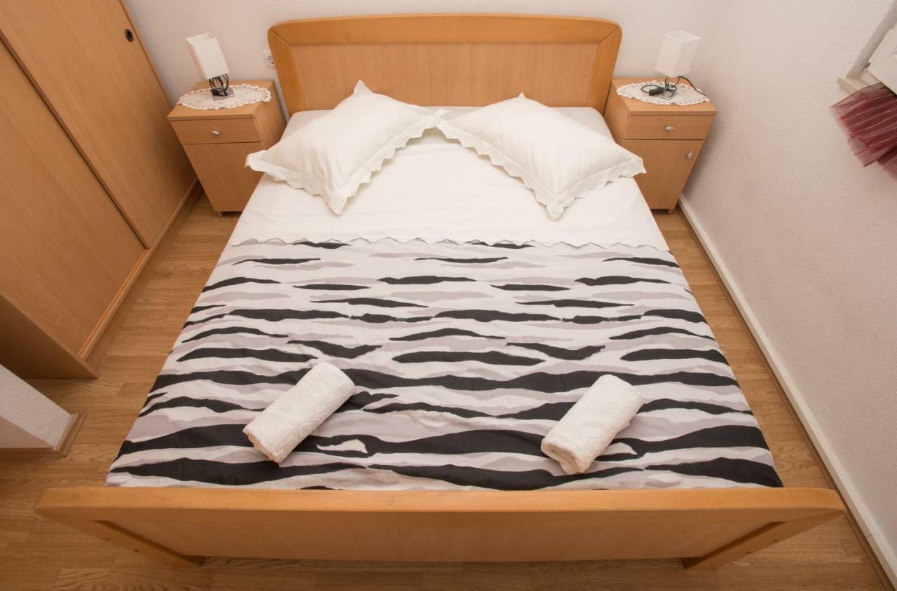 Apartmani Franko Baška Voda Kültér fotó