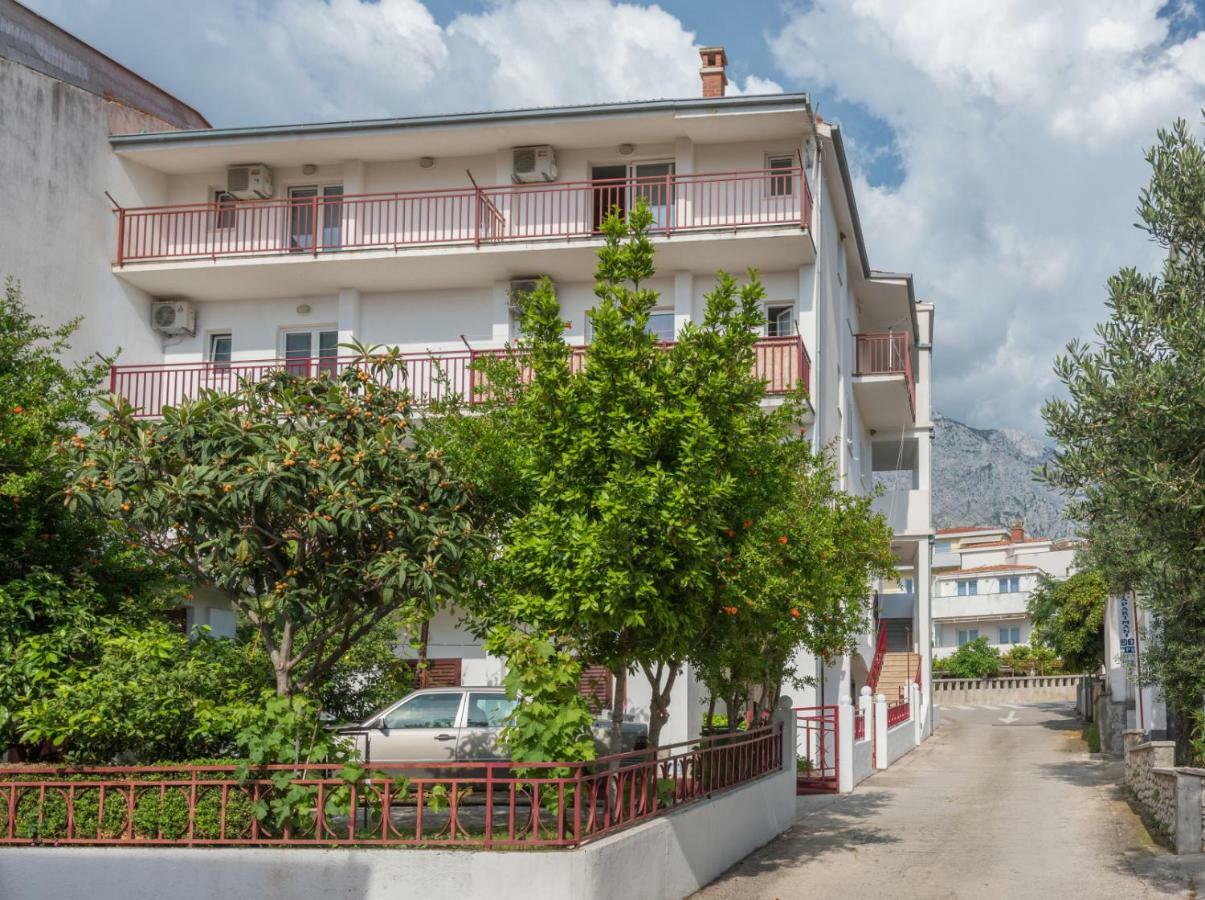 Apartmani Franko Baška Voda Kültér fotó