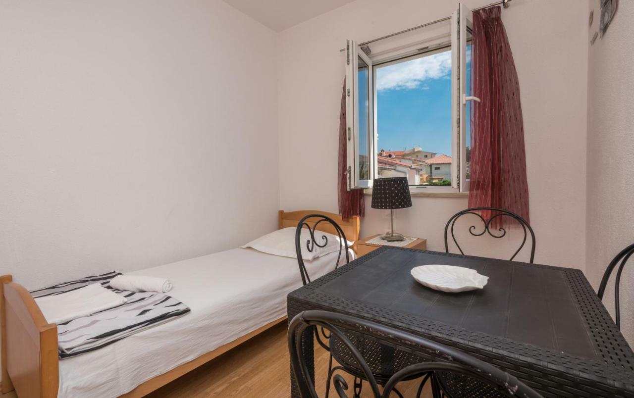 Apartmani Franko Baška Voda Kültér fotó